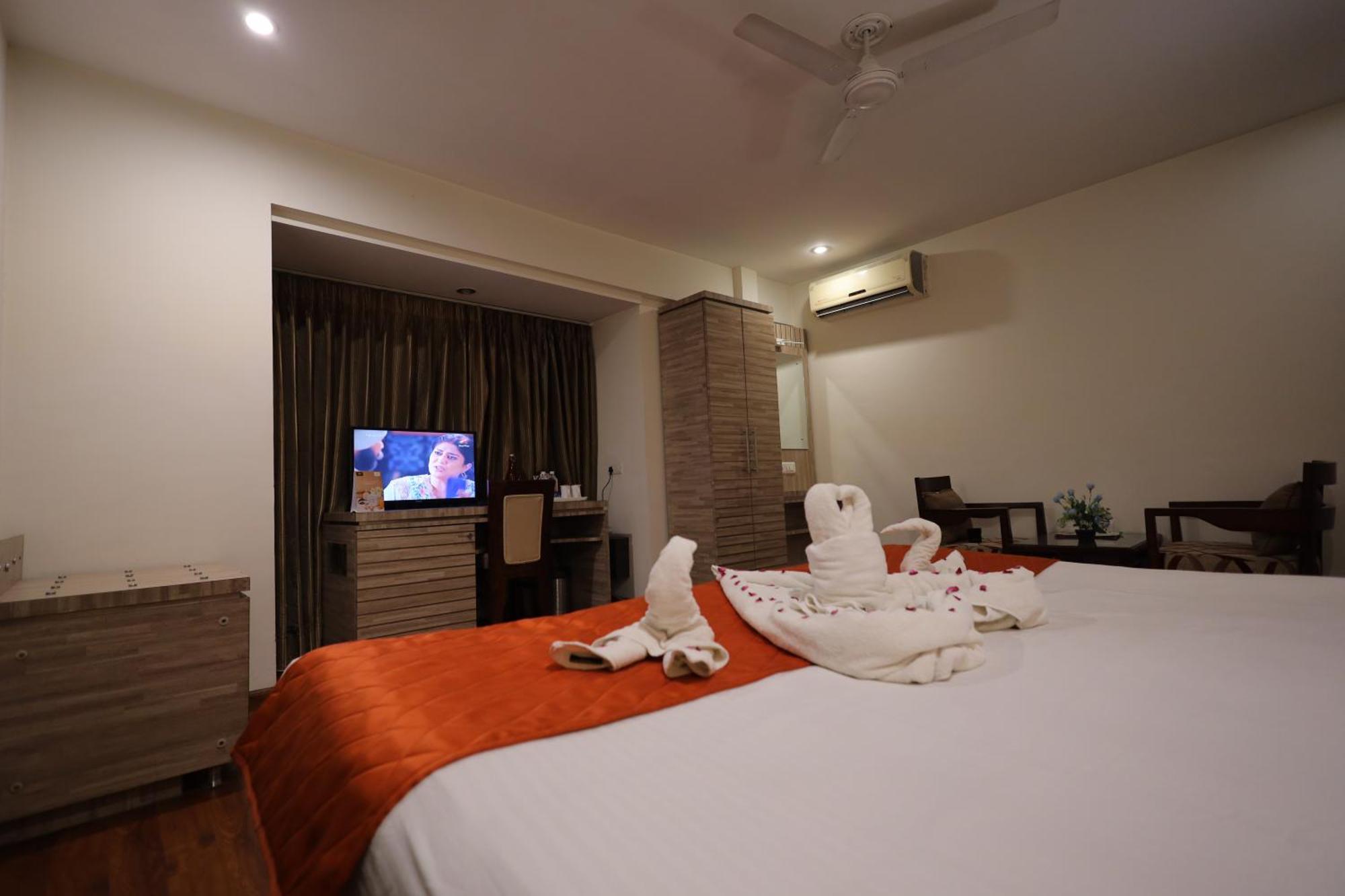 Hotel Surasena Regal Vista Agra à Agra  Extérieur photo