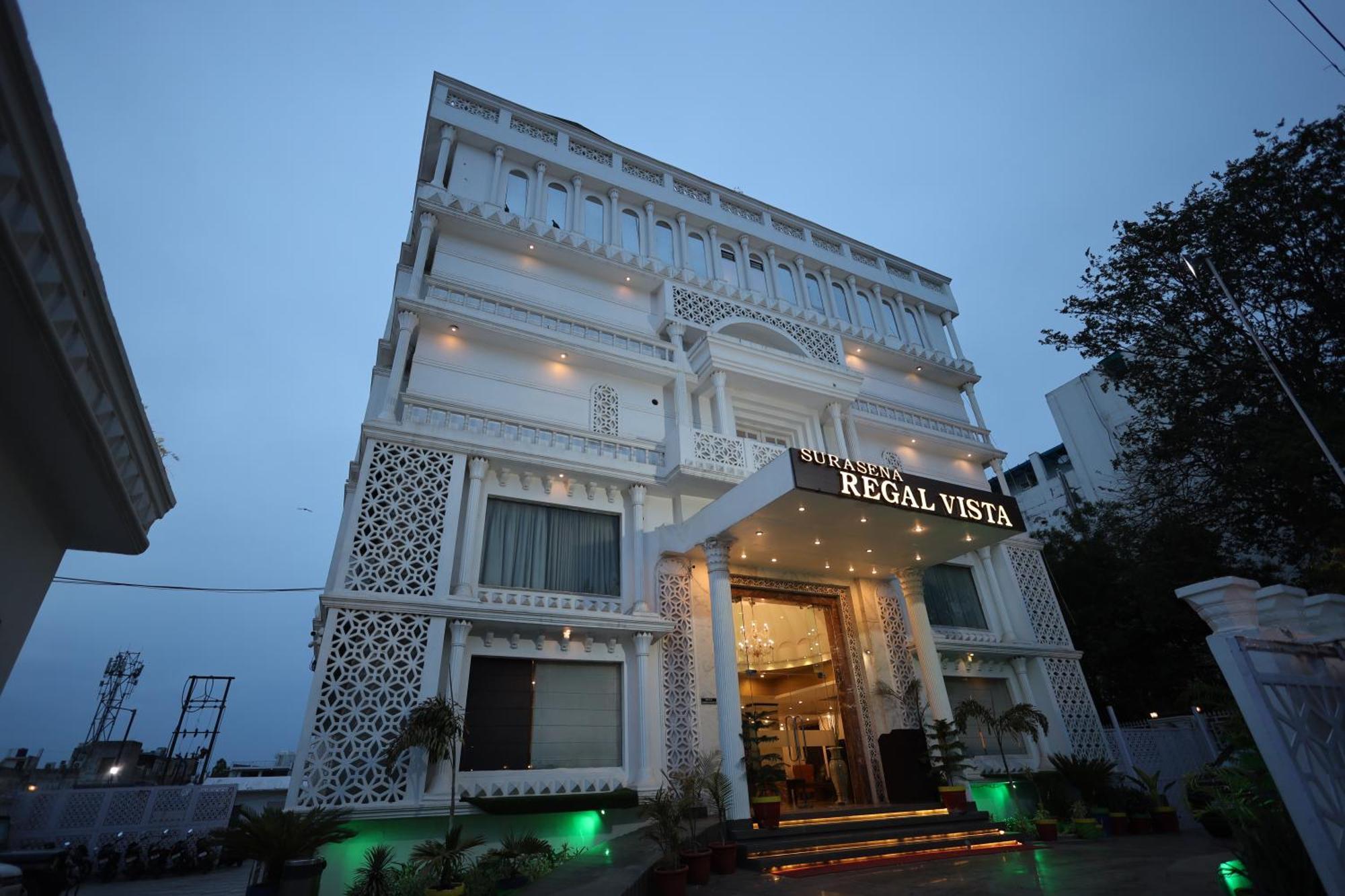 Hotel Surasena Regal Vista Agra à Agra  Extérieur photo
