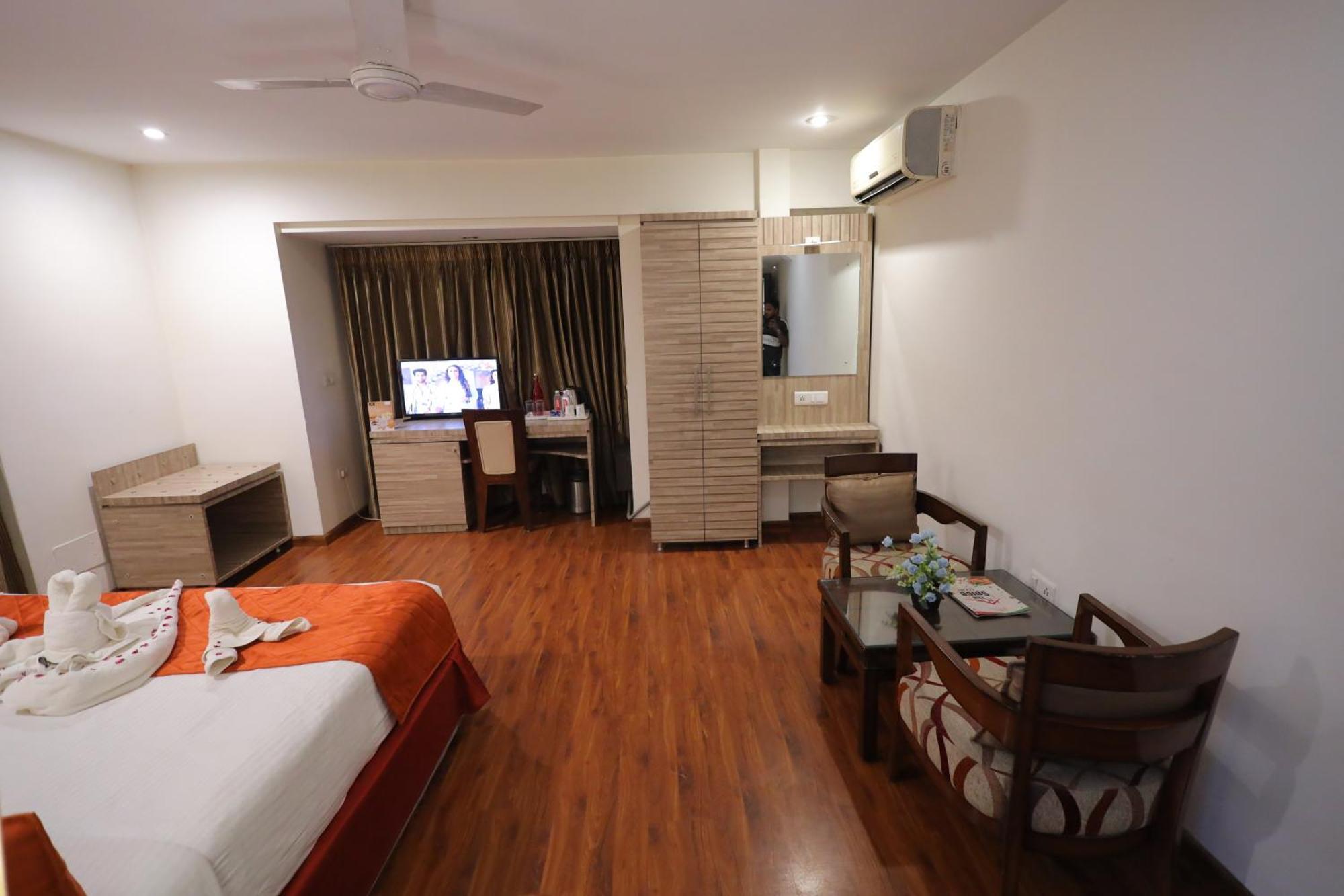 Hotel Surasena Regal Vista Agra à Agra  Extérieur photo