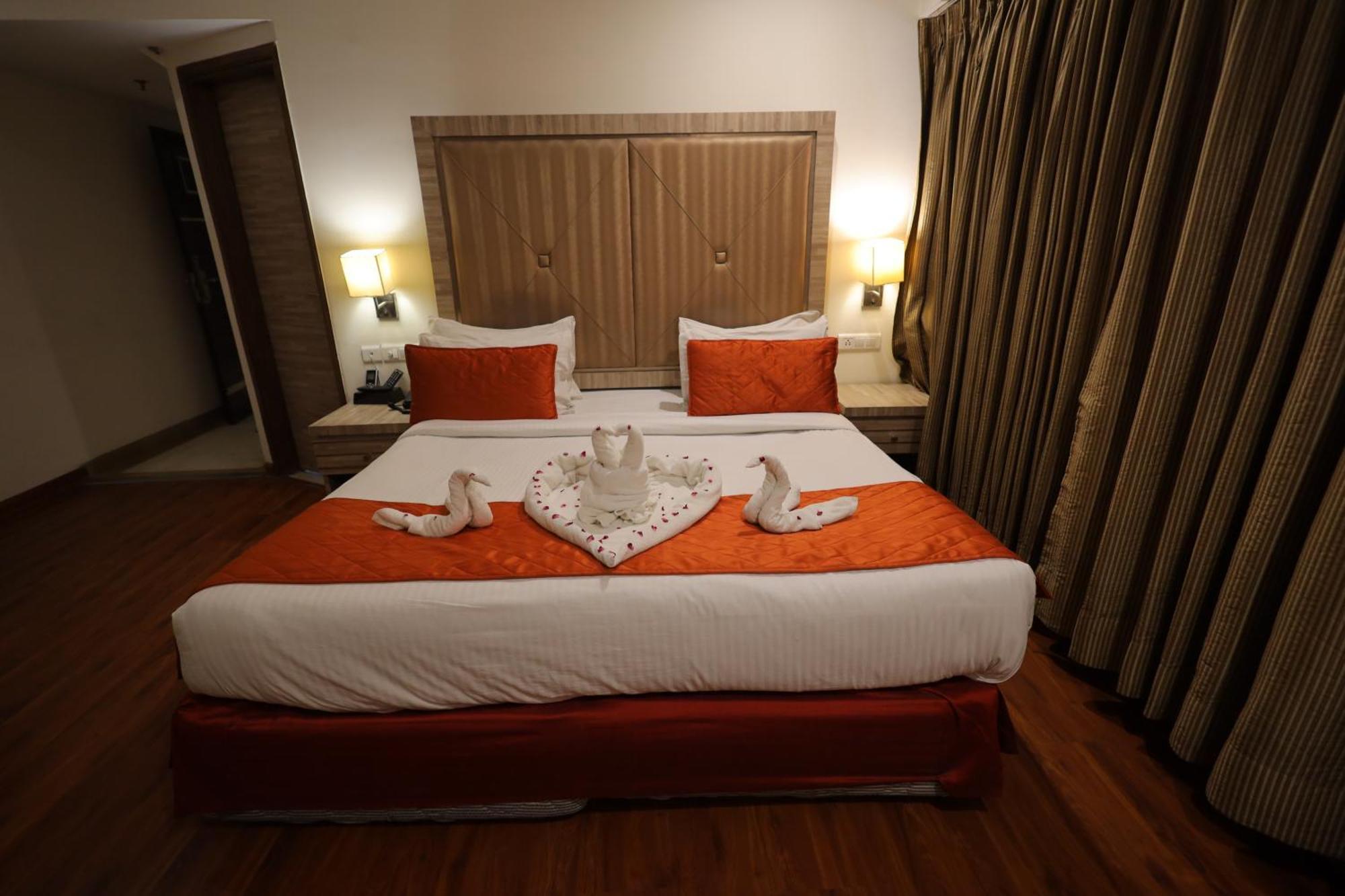 Hotel Surasena Regal Vista Agra à Agra  Extérieur photo