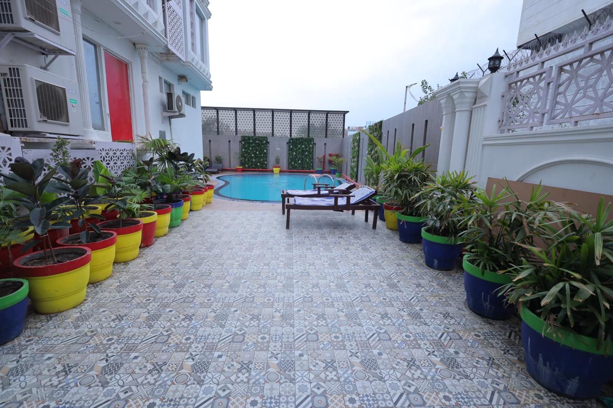 Hotel Surasena Regal Vista Agra à Agra  Extérieur photo