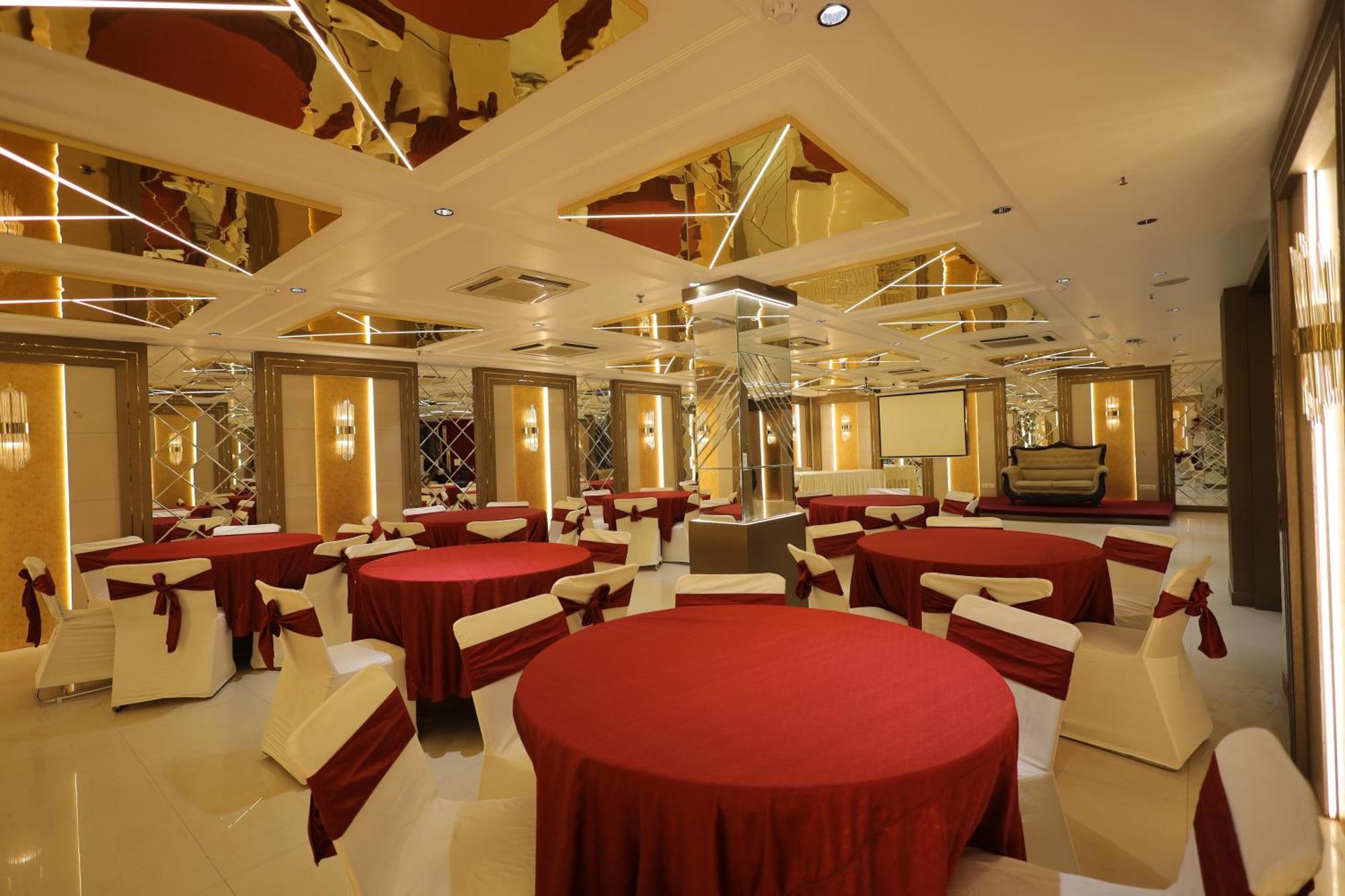 Hotel Surasena Regal Vista Agra à Agra  Extérieur photo
