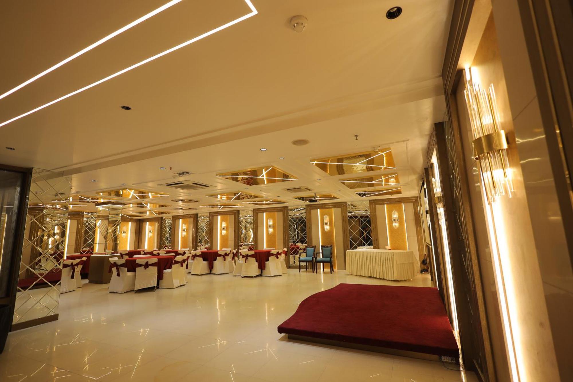 Hotel Surasena Regal Vista Agra à Agra  Extérieur photo