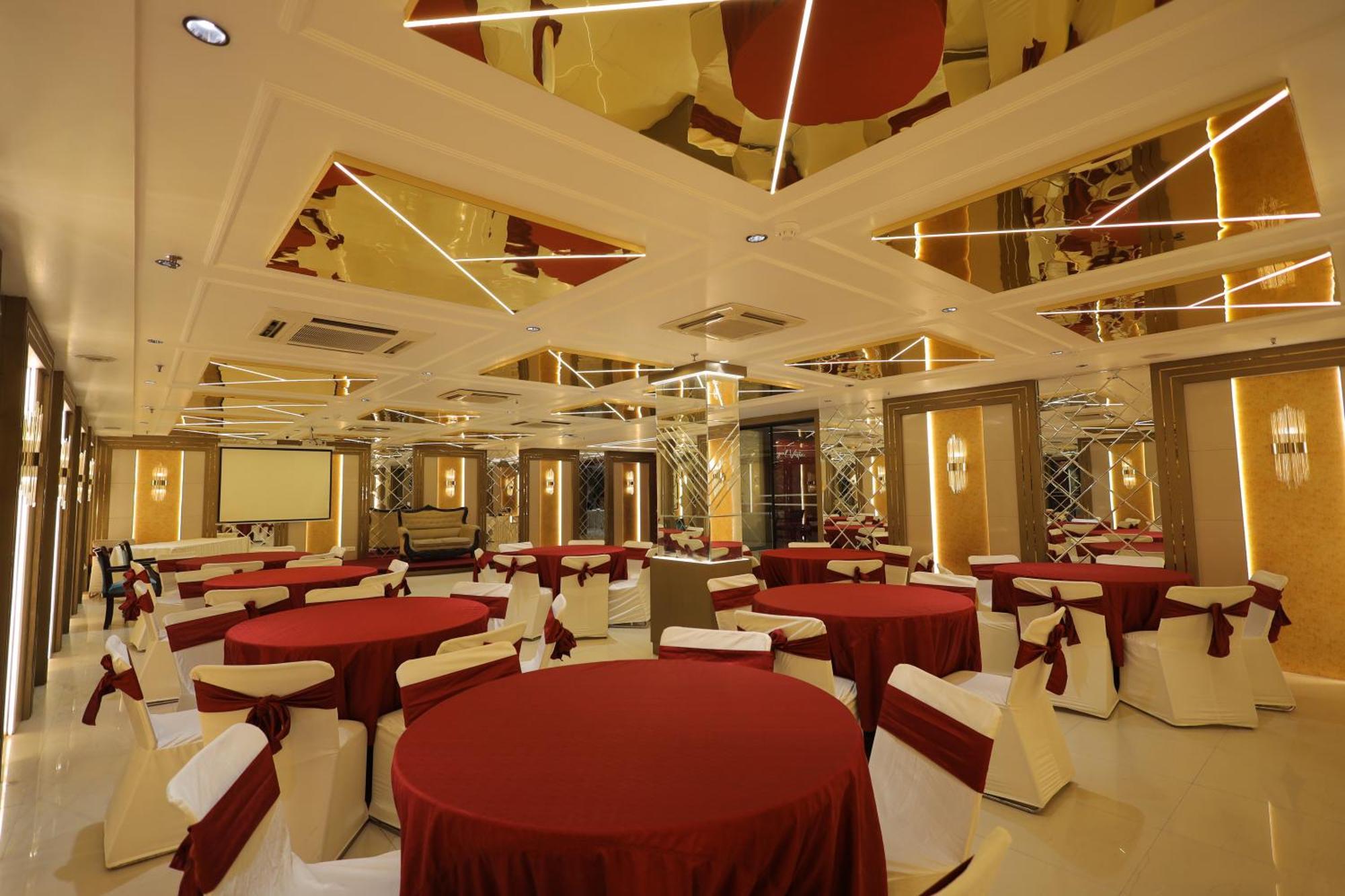Hotel Surasena Regal Vista Agra à Agra  Extérieur photo