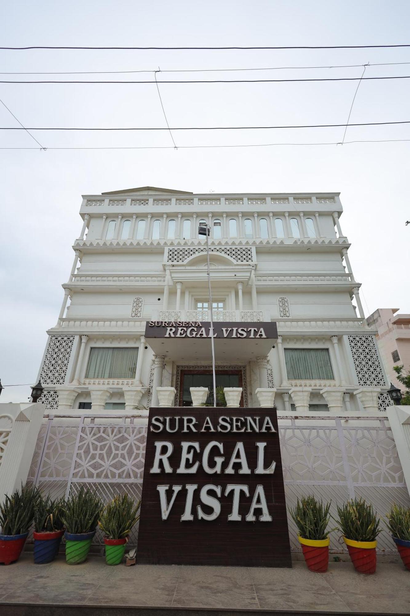 Hotel Surasena Regal Vista Agra à Agra  Extérieur photo